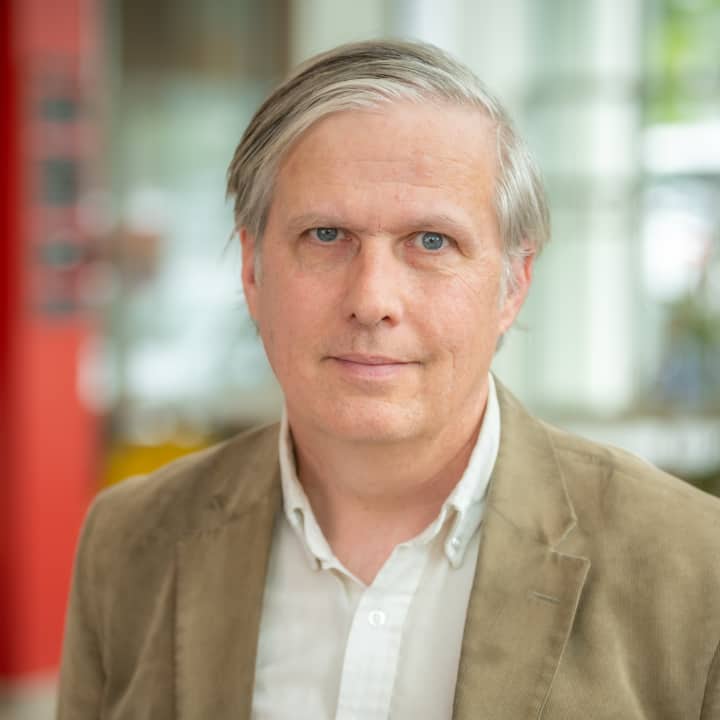Paul Broderick